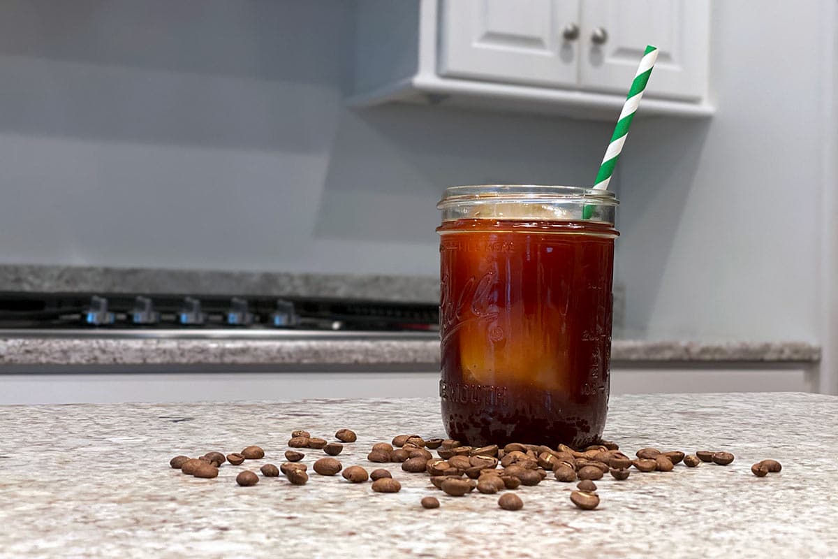 Cold Brew coffee in a mason jar