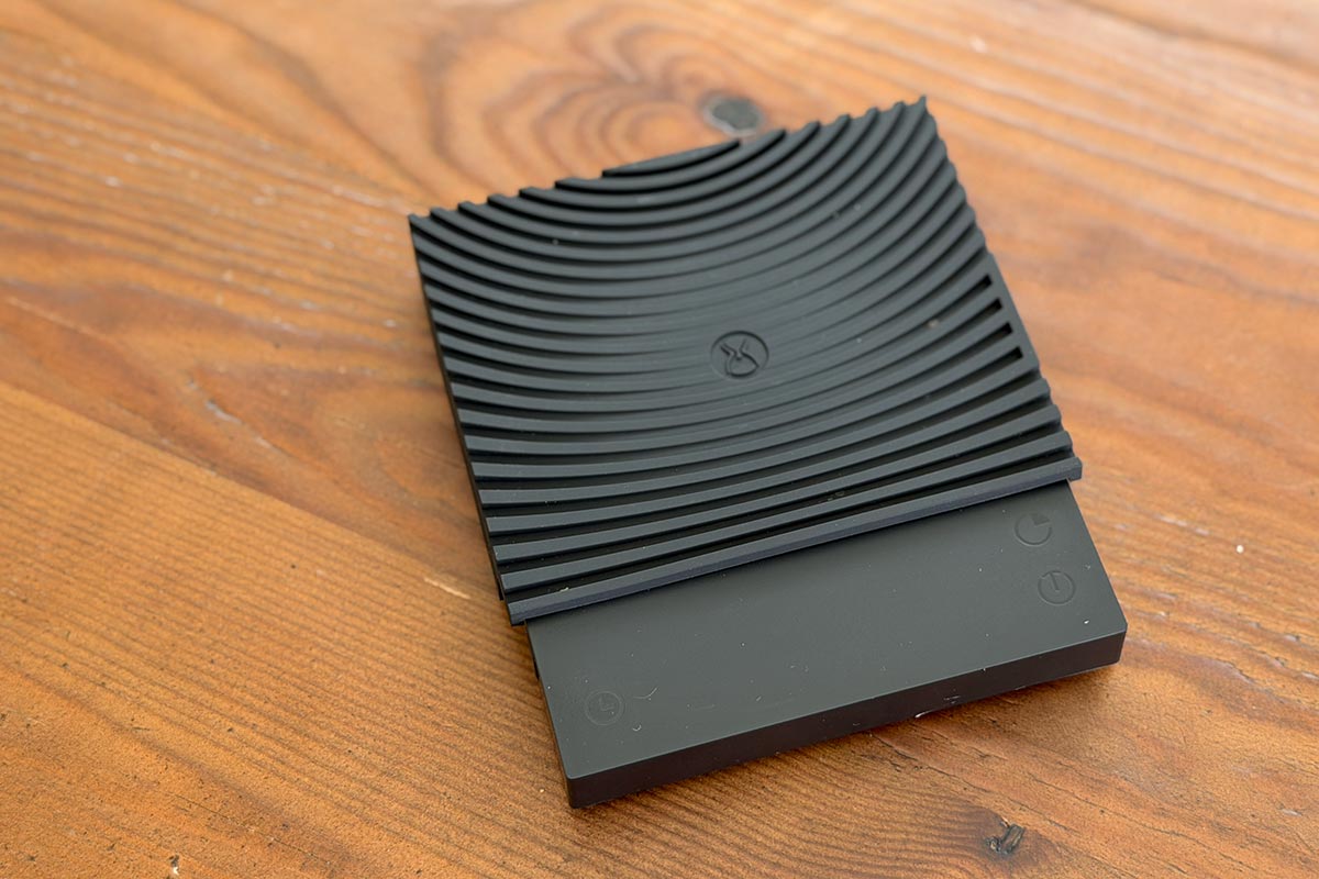 The Black Mirror Basic 3 scale from TIMEMORE